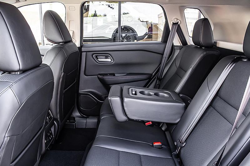 Nissan X-Trail (2026) 1,5 e-POWER 213k e-4ORCE N-TRE - fotka 22 z 23