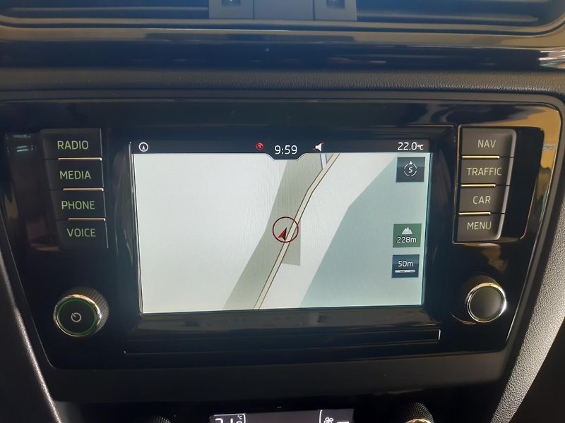Škoda Rapid 1.0 i 81KW DIGIKLIMA NAVI DSG  - fotka 11 z 26