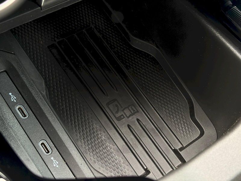 Škoda Superb (2025) DSG 2.0 TDI / 110kW / SPORTLIN - fotka 22 z 35