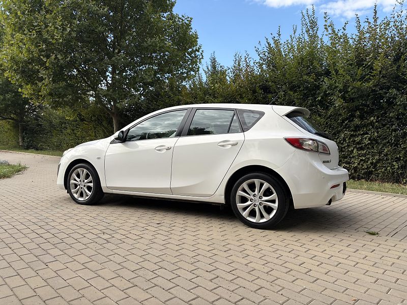 Mazda 3 1.6 90th Anniversary - fotka 7 z 31