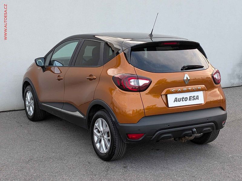 Renault Captur (2019) 0.9Tce, 2.maj,ČR, AC, temp - fotka 4 z 14