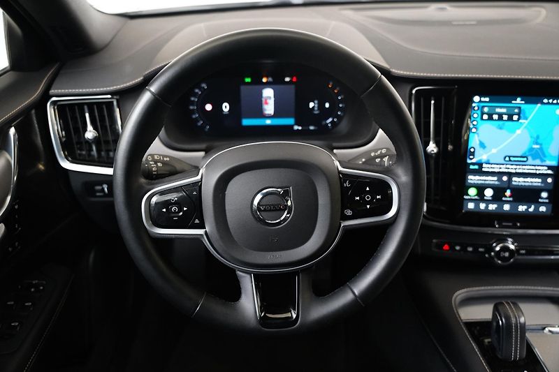 Volvo V90 - fotka 16 z 26