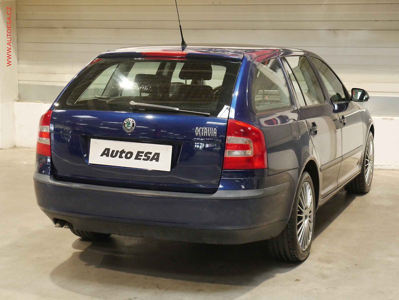 Škoda Octavia (2008) 1.9 TDi, Klima - fotka 6 z 15