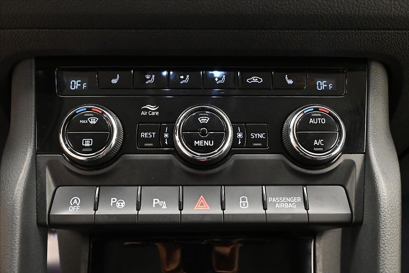 Škoda Kodiaq 2,0 TDI 147 kW DSG 4x4 TAŽNÉ Z - fotka 21 z 33