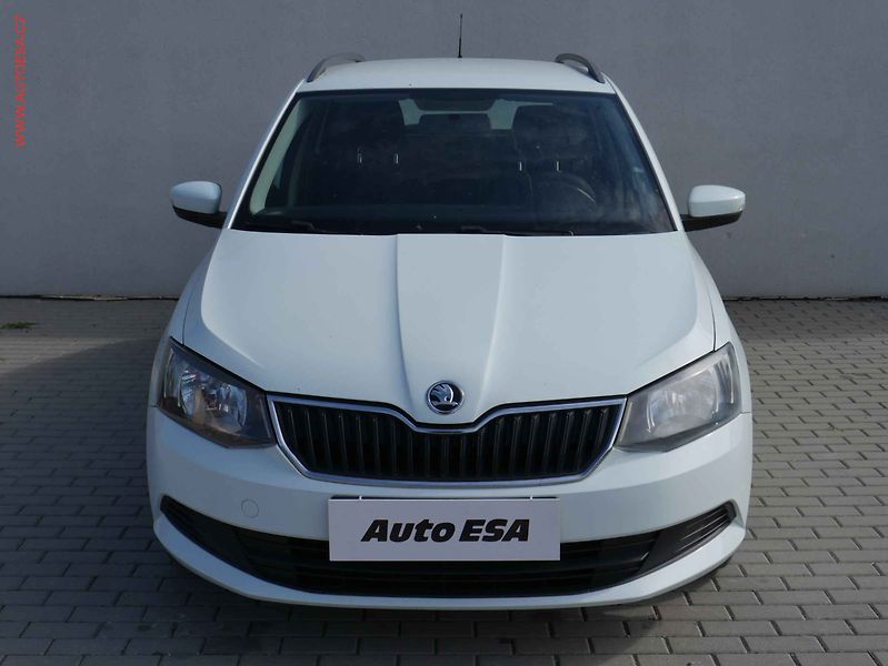 Škoda Fabia (2017) 1.4TDi, AC, park.asist - fotka 2 z 16