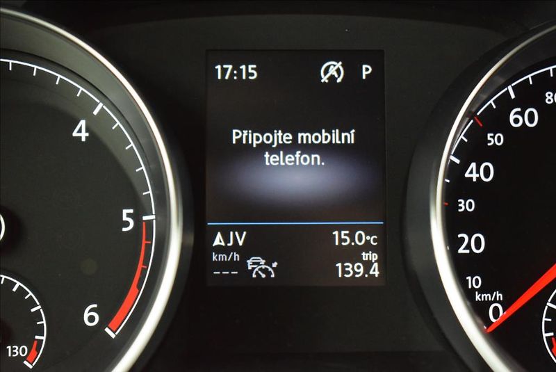 Volkswagen Touran 2,0 TDi, 7-míst,DSG,NAVI,KŮŽE, - fotka 36 z 41
