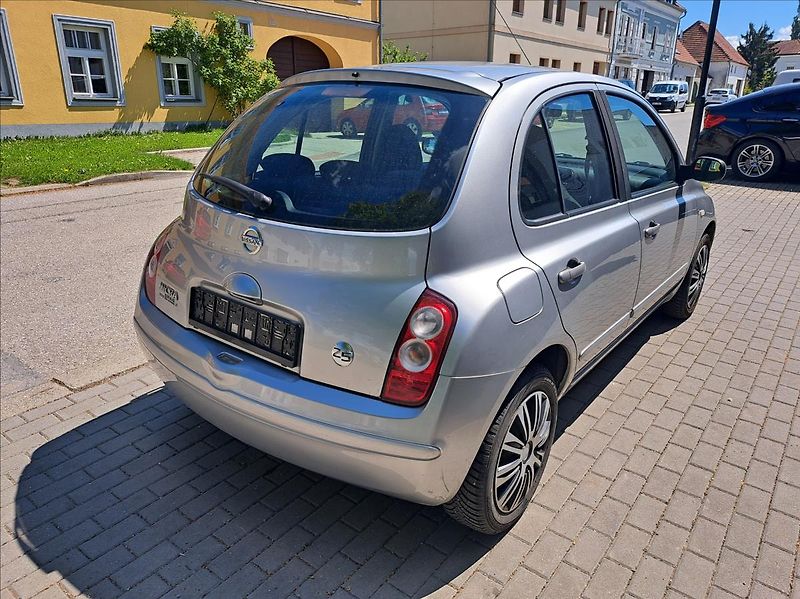 Nissan Micra 1,2 i Visia - fotka 11 z 40