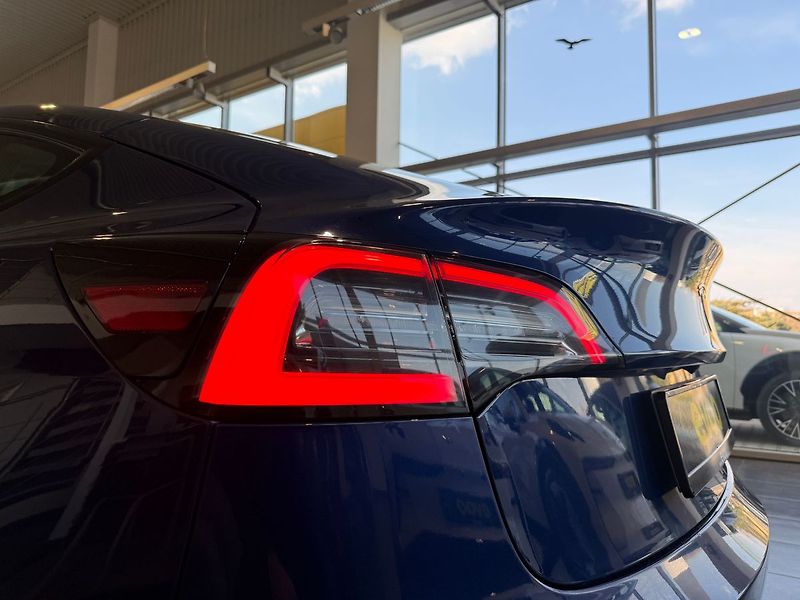 Tesla Model 3 LR, Tažné, Tepelné čerpadlo, 1 - fotka 11 z 20