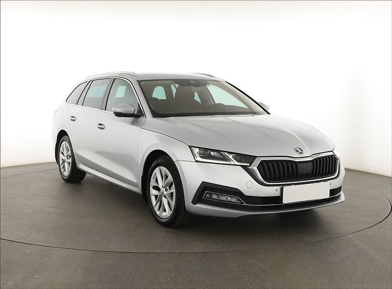 Škoda Octavia (2022) Style 1.5 TSI, ČR,1.maj - fotografie inzerátu