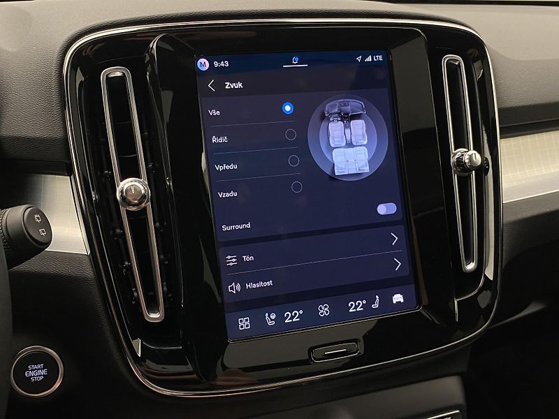 Volvo XC40 (2026) B3 AUT DARK ULTRA  - fotka 54 z 61