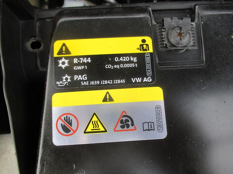 Volkswagen ID.3 MAX PRO PERFORM 150kW TEP.ČERP - fotka 40 z 49