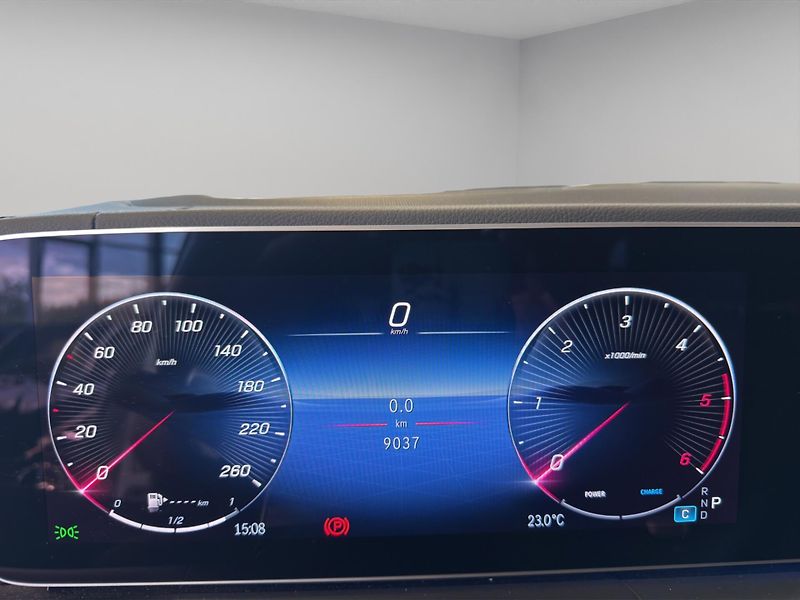 Mercedes-Benz GLE (2025) 450 D 4MATIC - fotka 11 z 21