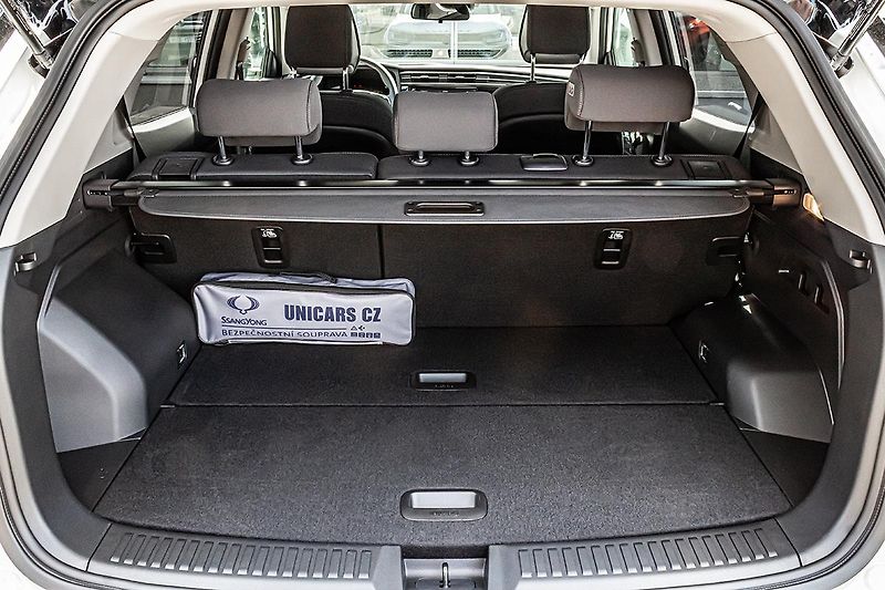 KGM Korando (2026) 1,5 GDI 2WD AT STYLE+TECH+BLAK - fotka 7 z 8