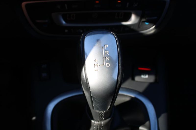 Renault Scénic 1,5 DCi  AUTOMAT, STK 12/2027 - fotka 23 z 33