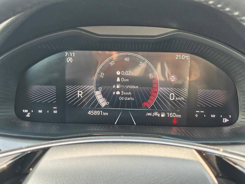 Škoda Scala Drive 7DSG 1,0TSI - fotka 12 z 22