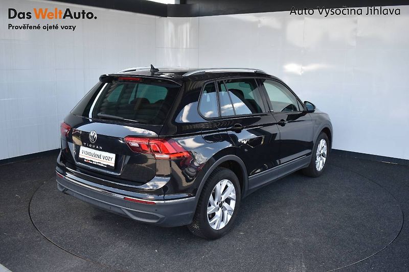 Volkswagen Tiguan (2023) 1.5TSI 5let záruka,manuál - fotka 2 z 24