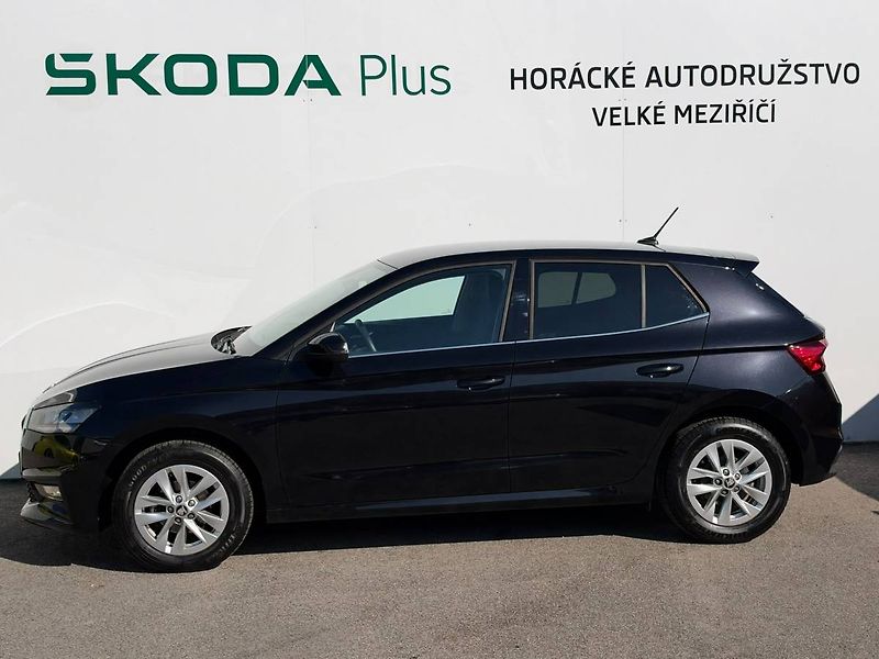 Škoda Fabia Selection 1,0 TSI 70 kW 5° MP - fotka 3 z 31