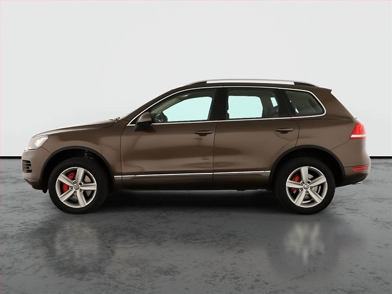 Volkswagen Touareg (2010) 4.2 V8 TDi, 4X4, Automat - fotka 3 z 17