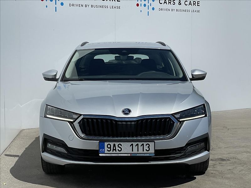 Škoda Octavia 2,0 TDI Combi Style Plus LED - fotka 21 z 22