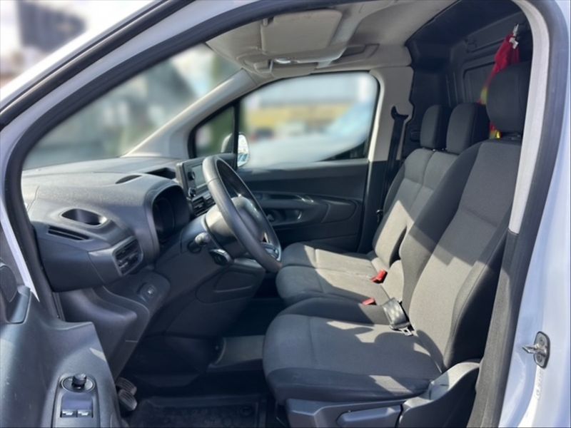 Citroën Berlingo 1,5 BHDI 102 L1 Plus - fotka 7 z 11