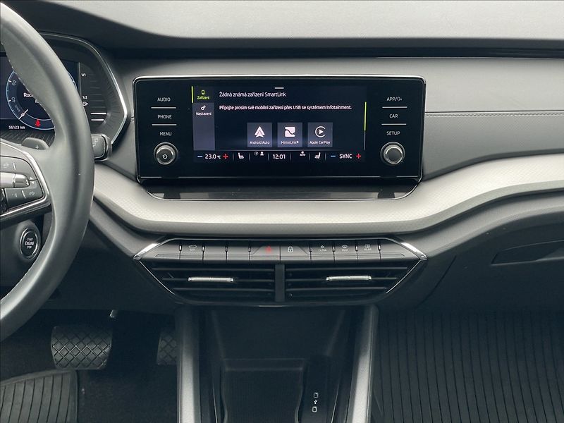 Škoda Octavia 2,0 TDI 4x4 DSG Ambi Plus TZ - fotka 13 z 24