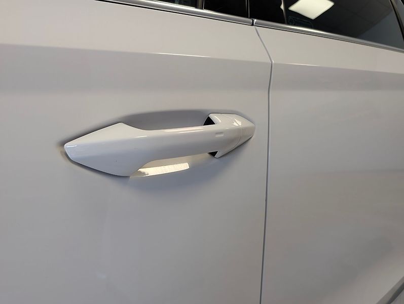 Škoda Octavia 1.5 TSI STYLE PLUS - fotka 10 z 33