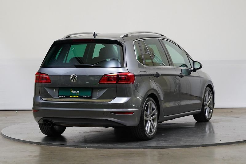 Volkswagen Golf - fotka 2 z 25