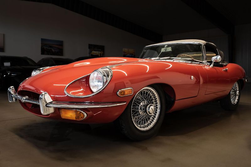 Jaguar E-Type - fotografie inzerátu