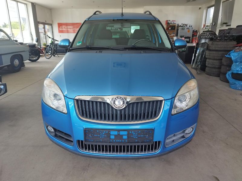 Škoda Roomster (2009) 1,6I,77KW,KLIMA,ALU SE.KNIHA - fotka 2 z 29