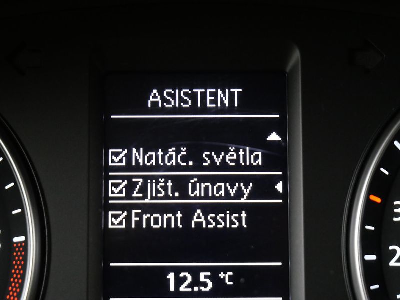 Volkswagen Sharan - fotka 18 z 26