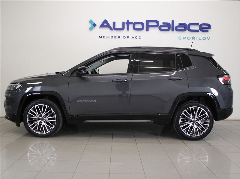 Jeep Compass 1,5 T. Hybrid Summit Výprodej! - fotka 5 z 25