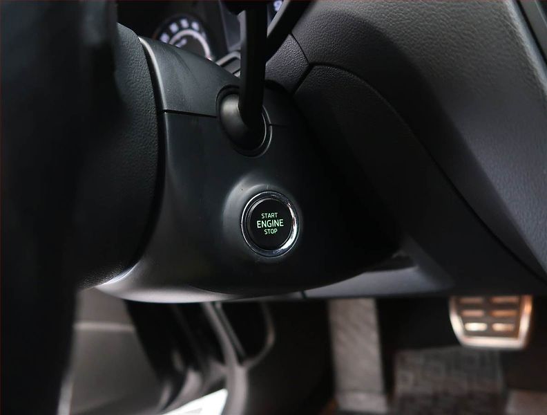 Škoda Octavia (2014) RS 2.0 TDI, Automat, Navi - fotka 21 z 24