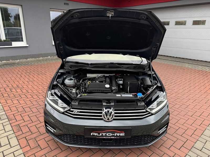 Volkswagen Golf Sportsvan (2016) 1.4TSi R-Line DSG Xenony Navi - fotka 32 z 48