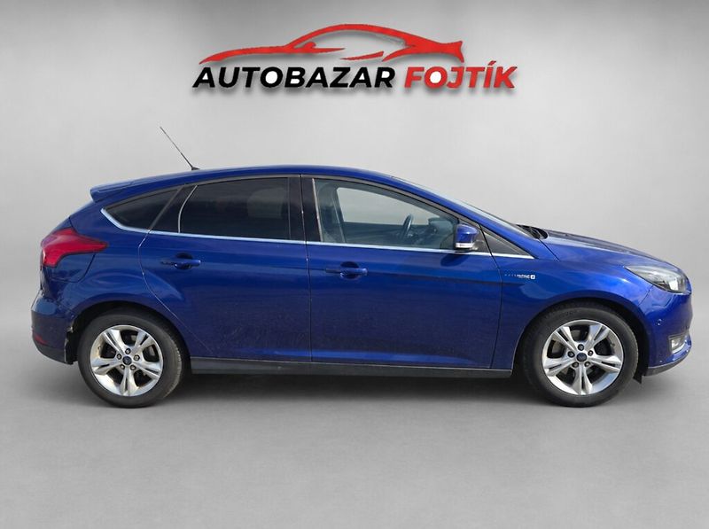 Ford Focus (2016) 1.0 Ecoboost Titanium - fotka 8 z 23