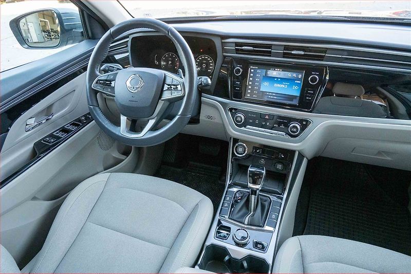 SsangYong Korando (2022) 1.5 T-GDI, Automat, Serv.kniha - fotka 7 z 17