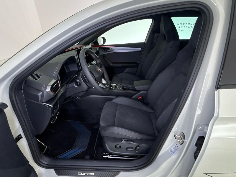 Cupra Leon (2026) SP VZ - fotka 7 z 29