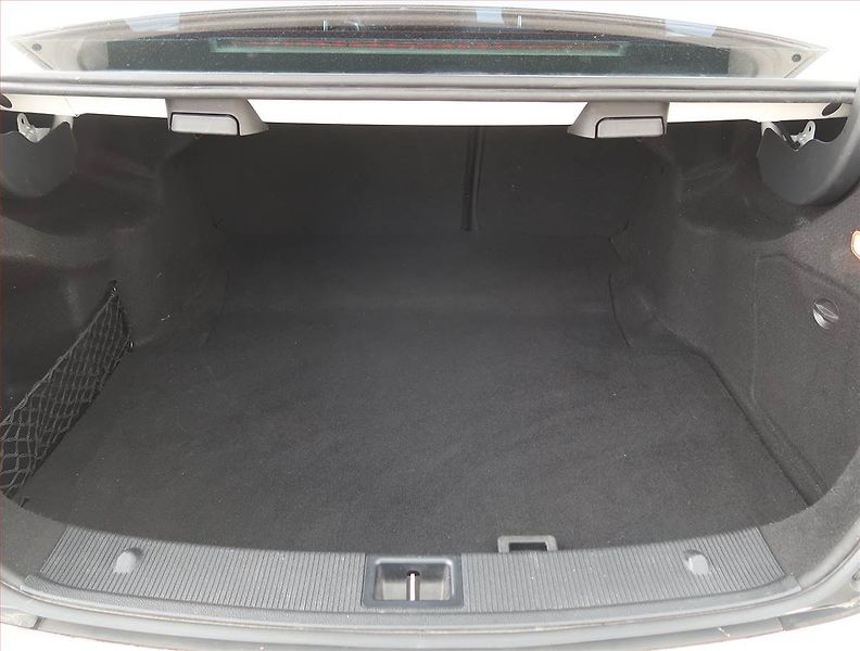 Mercedes-Benz Třídy C (2014) C 180 CDI, Automat, Serv.kniha - fotka 14 z 19