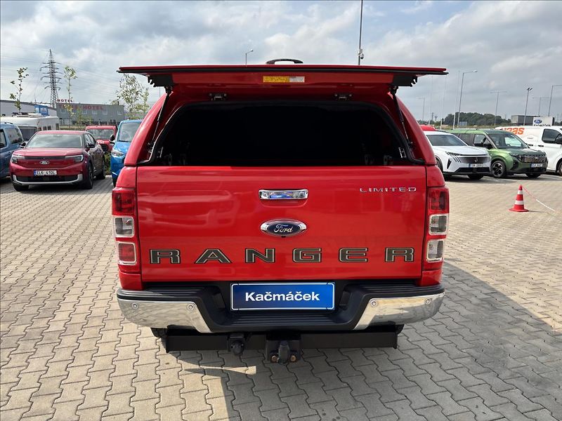 Ford Ranger 2,0 EcoBlue Limited 156kW 4x4 - fotka 12 z 44