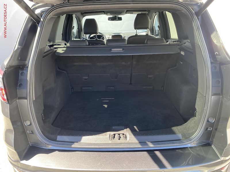 Ford Kuga (2017) 2.0TDCi 4x4, ČR, AT, bixen - fotka 7 z 17
