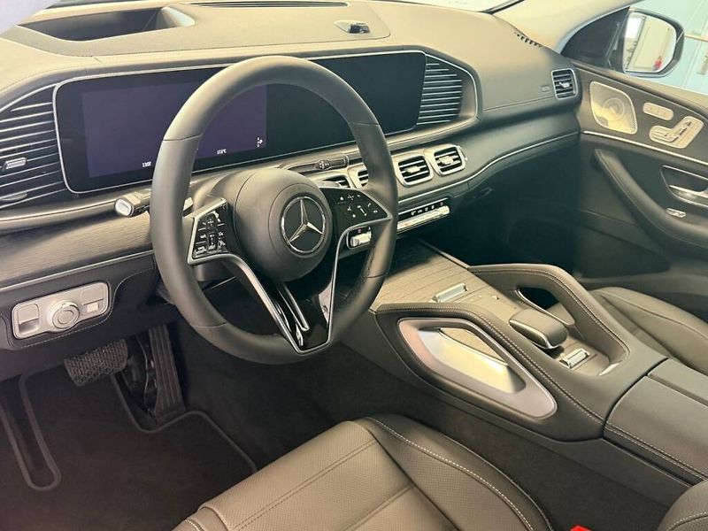 Mercedes-Benz GLE (2026) 450 d 4MATIC kupé - fotka 2 z 6
