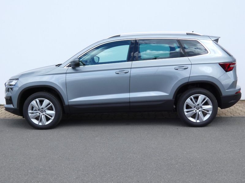 Škoda Karoq (2026) Top Selection 1.5 TSI 110 kW D - fotka 3 z 30