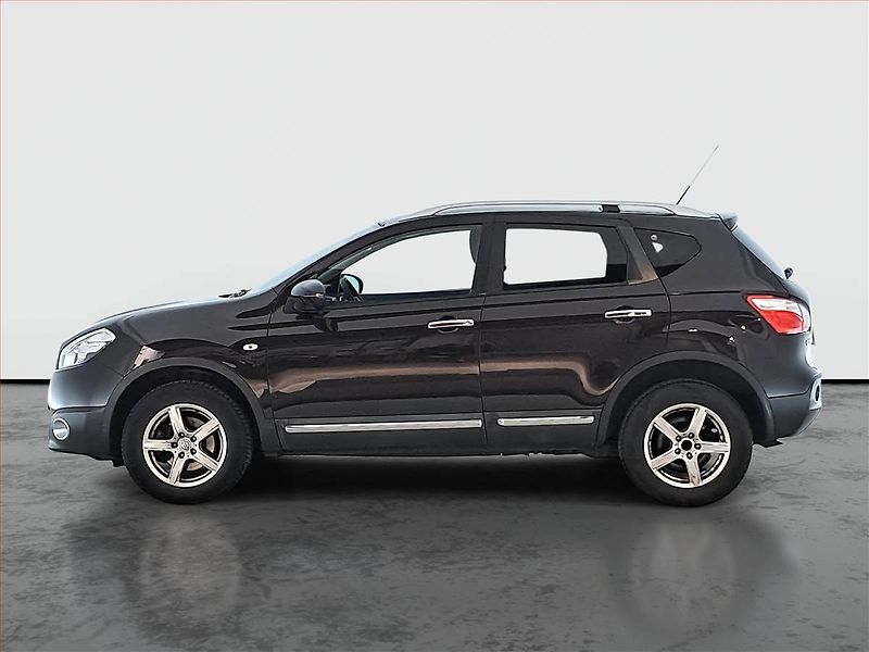 Nissan Qashqai (2011) 2.0 dCi, Navi, Tempomat - fotka 3 z 17