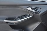 Ford Focus (2015) ST 2.0 184kW RECARO - náhled 25
