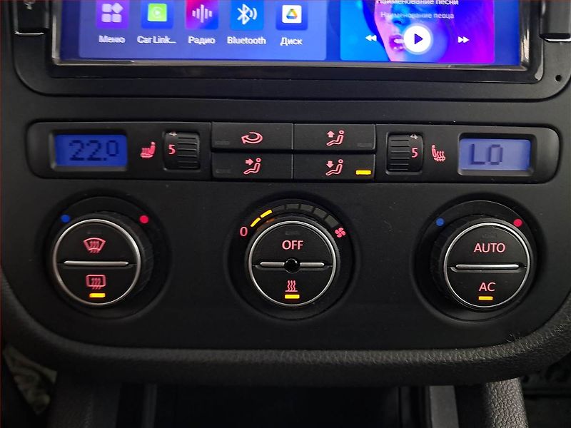 Volkswagen Golf (2008) Comfortline 1.9 TDI, Automat - fotka 13 z 18