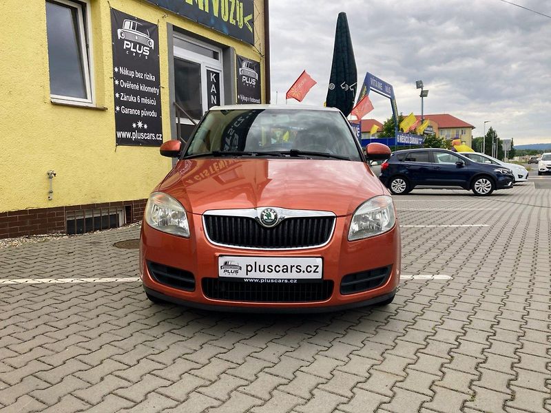 Škoda Fabia 1,4i (63kW) *KLIMATIZACE* - fotka 3 z 14