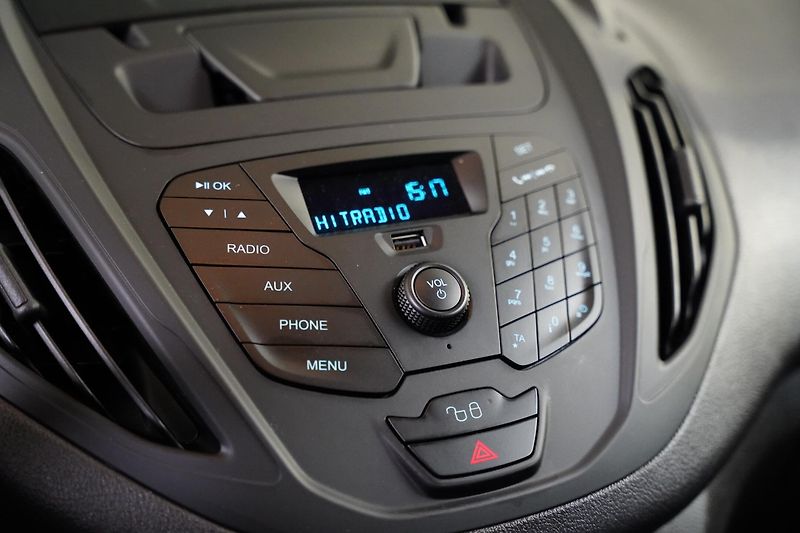 Ford Tourneo Courier - fotka 15 z 21