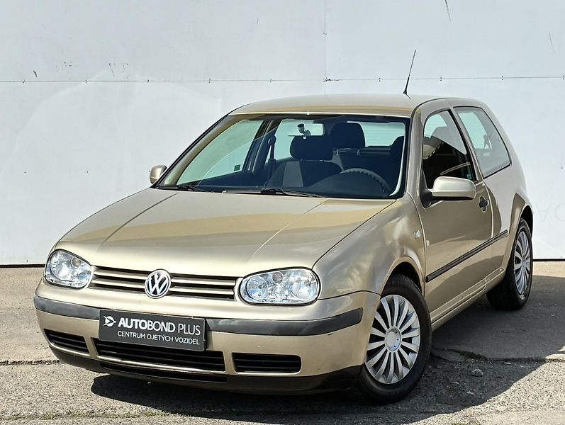 Volkswagen Golf 1.6 16V 77kW - fotografie inzerátu