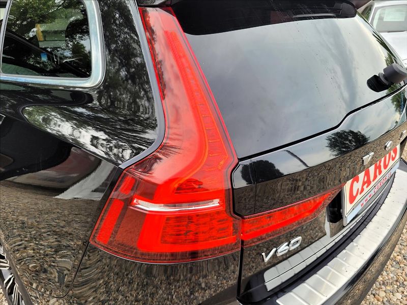Volvo V60 T6 257kw,AWD,Inscript,kůže - fotka 44 z 50
