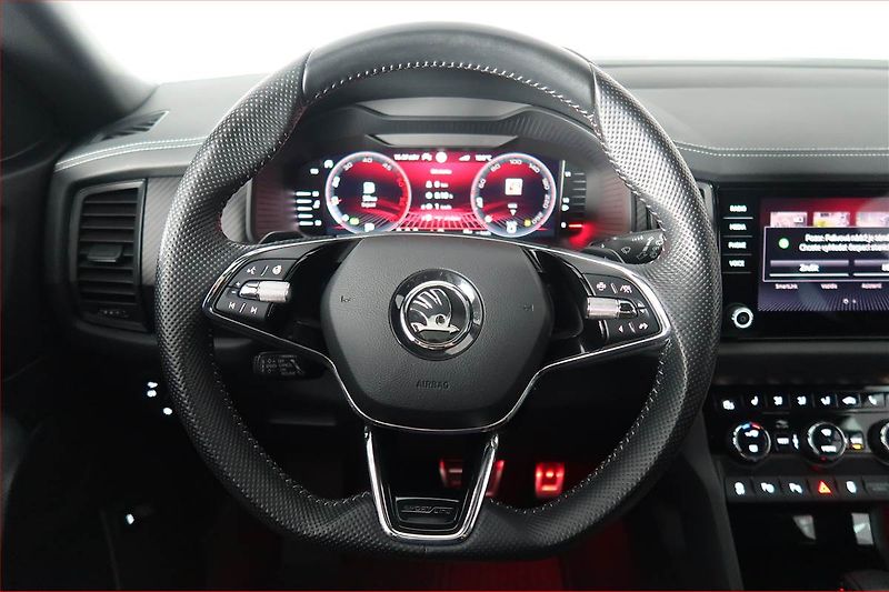 Škoda Kodiaq (2023) 2.0 TDI - fotka 16 z 20