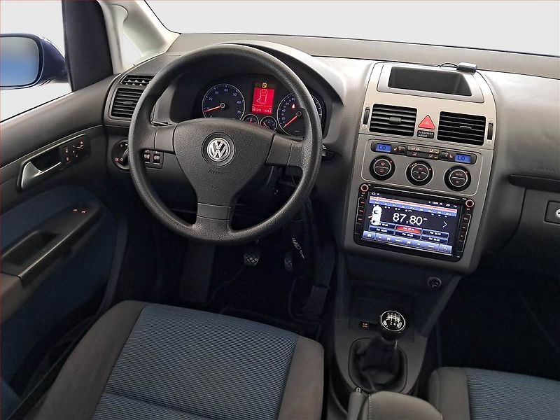Volkswagen Touran (2009) 1.4 TSI, Tempomat - fotka 7 z 15